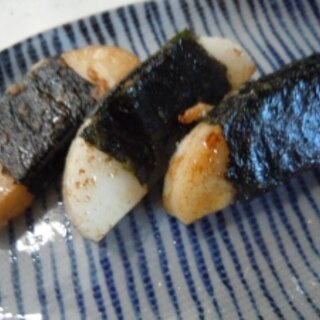 お弁当に簡単☆かまぼこの海苔まき醤油焼き